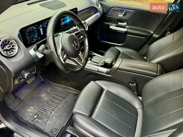Мерседес GLB-Class 2021 в Ровно на Automoto.ua Черный Мерседес GLB-Class, объемом двигателя 2 л и пробегом 39 тыс. км за 30000 $, фото 11 на Automoto.ua