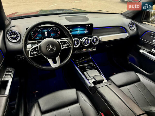 Мерседес GLB-Class 2021 в Ровно на Automoto.ua Черный Мерседес GLB-Class, объемом двигателя 2 л и пробегом 39 тыс. км за 30000 $, фото 17 на Automoto.ua