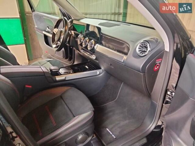 Чорний Мерседес GLB-Class, об'ємом двигуна 1.95 л та пробігом 71 тис. км за 36990 $, фото 10 на Automoto.ua