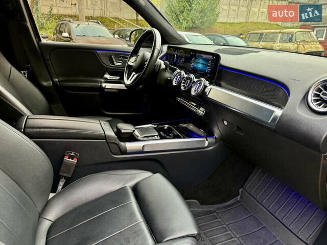 Мерседес GLB-Class 2021 в Ровно на Automoto.ua Черный Мерседес GLB-Class, объемом двигателя 2 л и пробегом 39 тыс. км за 30000 $, фото 21 на Automoto.ua