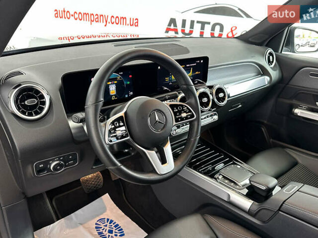 Черный Мерседес GLB-Class, объемом двигателя 1.95 л и пробегом 182 тыс. км за 32950 $, фото 6 на Automoto.ua