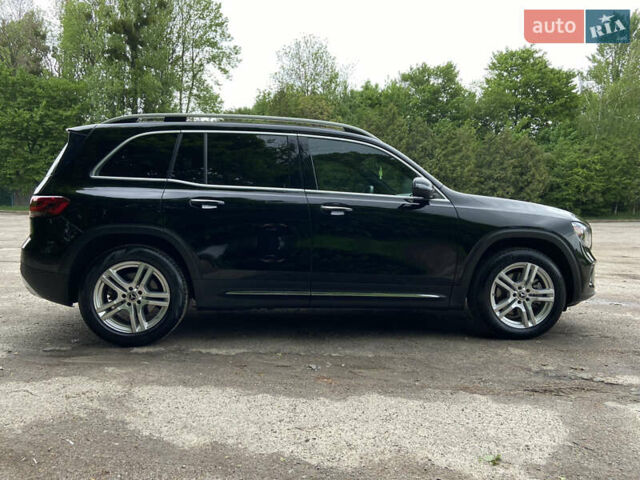 Черный Мерседес GLB-Class, объемом двигателя 1.99 л и пробегом 63 тыс. км за 35800 $, фото 6 на Automoto.ua