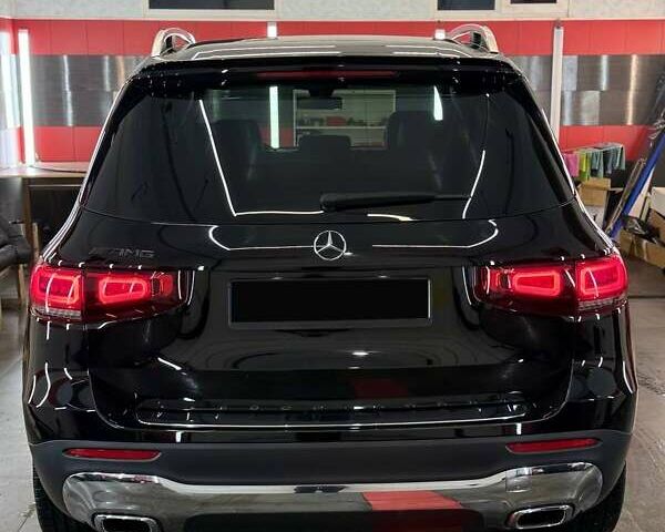 Чорний Мерседес GLB-Class, об'ємом двигуна 1.99 л та пробігом 65 тис. км за 33000 $, фото 6 на Automoto.ua