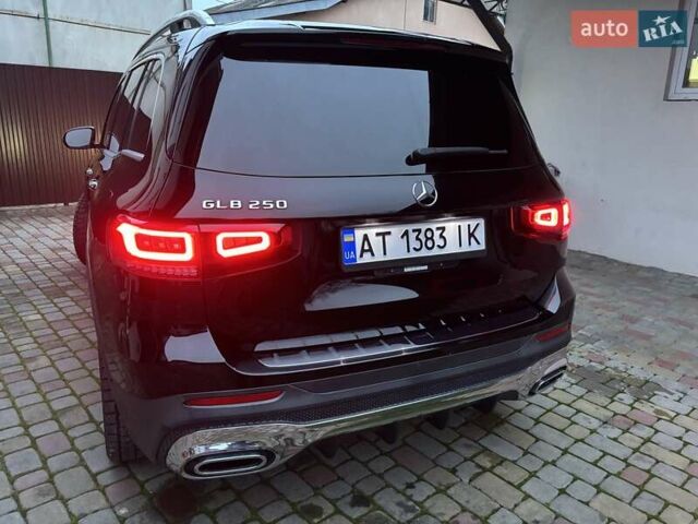 Чорний Мерседес GLB-Class, об'ємом двигуна 1.99 л та пробігом 47 тис. км за 29850 $, фото 19 на Automoto.ua