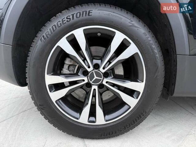 Чорний Мерседес GLB-Class, об'ємом двигуна 1.99 л та пробігом 36 тис. км за 39000 $, фото 10 на Automoto.ua
