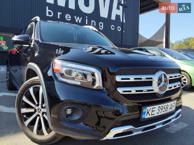 Черный Мерседес GLB-Class, объемом двигателя 1.99 л и пробегом 95 тыс. км за 29500 $, фото 4 на Automoto.ua