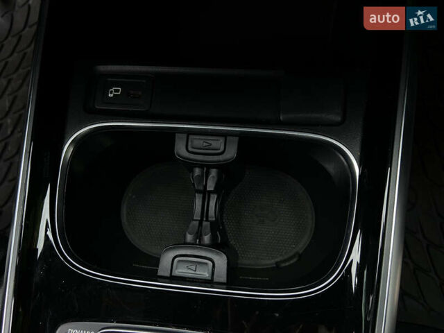 Черный Мерседес GLB-Class, объемом двигателя 1.99 л и пробегом 63 тыс. км за 35800 $, фото 22 на Automoto.ua