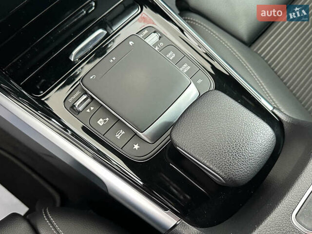 Черный Мерседес GLB-Class, объемом двигателя 1.95 л и пробегом 182 тыс. км за 32950 $, фото 25 на Automoto.ua