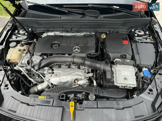 Черный Мерседес GLB-Class, объемом двигателя 2 л и пробегом 111 тыс. км за 31900 $, фото 40 на Automoto.ua