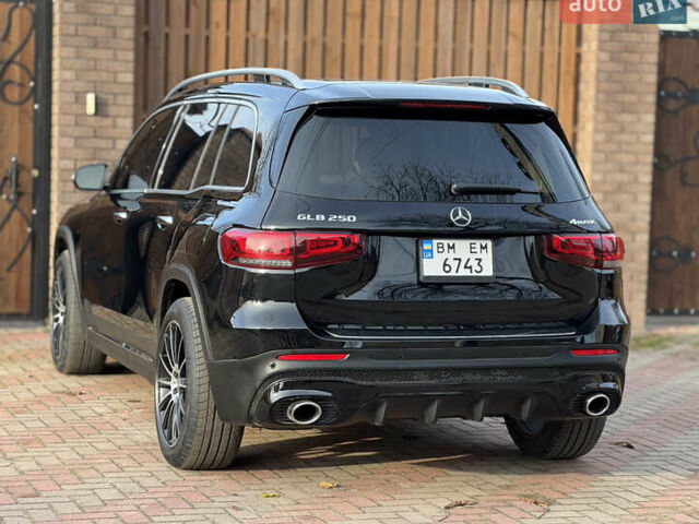 Черный Мерседес GLB-Class, объемом двигателя 1.99 л и пробегом 8 тыс. км за 43000 $, фото 6 на Automoto.ua