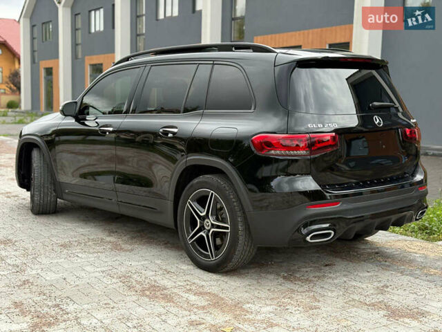 Черный Мерседес GLB-Class, объемом двигателя 2 л и пробегом 111 тыс. км за 31900 $, фото 3 на Automoto.ua
