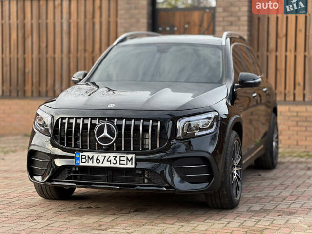 Черный Мерседес GLB-Class, объемом двигателя 1.99 л и пробегом 8 тыс. км за 43000 $, фото 1 на Automoto.ua