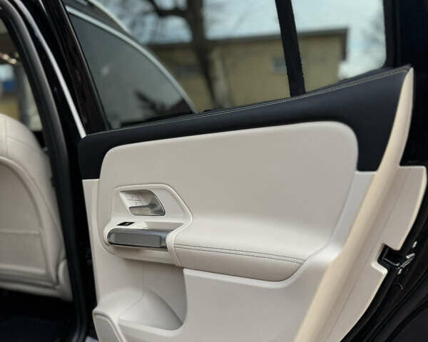 Черный Мерседес GLB-Class, объемом двигателя 1.99 л и пробегом 8 тыс. км за 43000 $, фото 29 на Automoto.ua