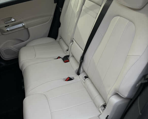 Черный Мерседес GLB-Class, объемом двигателя 1.99 л и пробегом 8 тыс. км за 43000 $, фото 26 на Automoto.ua