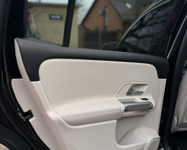 Черный Мерседес GLB-Class, объемом двигателя 1.99 л и пробегом 8 тыс. км за 43000 $, фото 27 на Automoto.ua