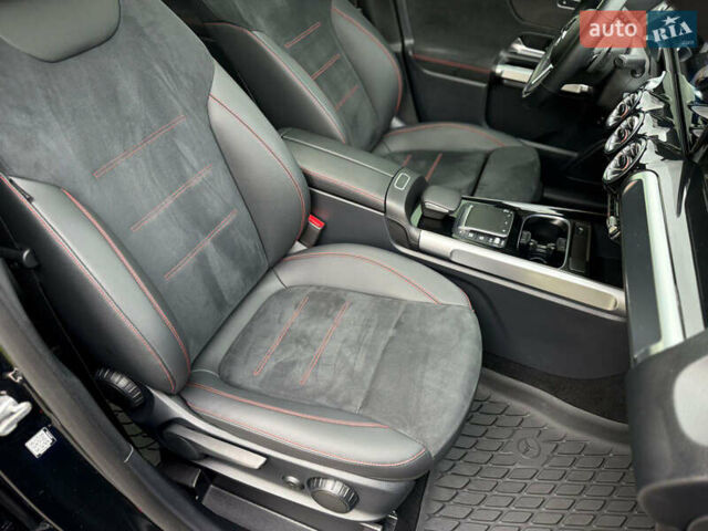 Черный Мерседес GLB-Class, объемом двигателя 2 л и пробегом 111 тыс. км за 31900 $, фото 15 на Automoto.ua