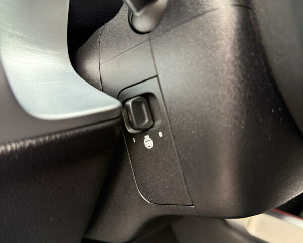 Черный Мерседес GLB-Class, объемом двигателя 2 л и пробегом 111 тыс. км за 31900 $, фото 25 на Automoto.ua