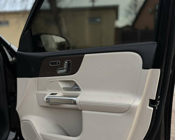 Черный Мерседес GLB-Class, объемом двигателя 1.99 л и пробегом 8 тыс. км за 43000 $, фото 31 на Automoto.ua