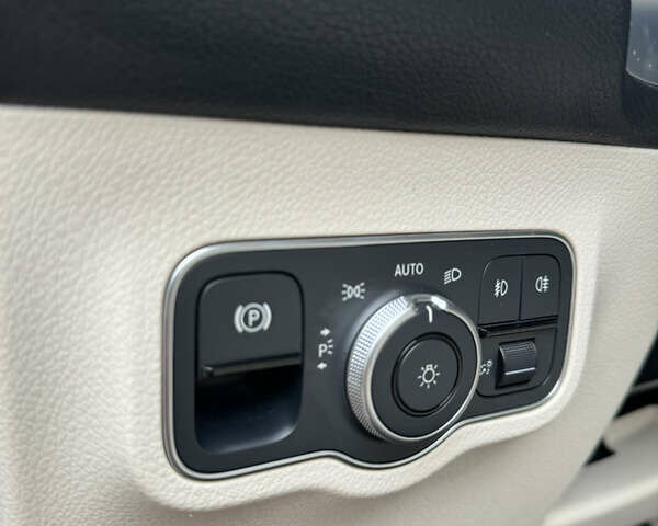 Черный Мерседес GLB-Class, объемом двигателя 1.99 л и пробегом 8 тыс. км за 43000 $, фото 22 на Automoto.ua