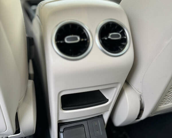 Черный Мерседес GLB-Class, объемом двигателя 1.99 л и пробегом 8 тыс. км за 43000 $, фото 36 на Automoto.ua