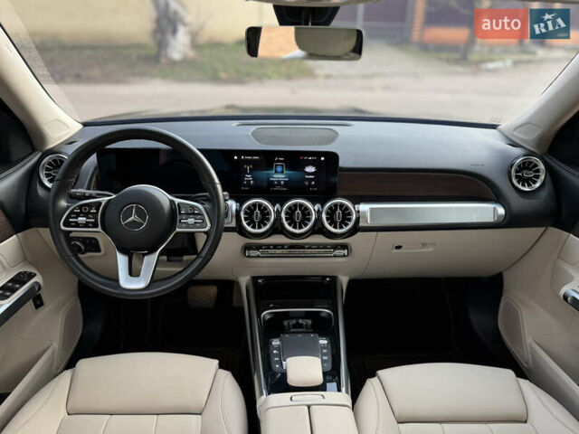 Черный Мерседес GLB-Class, объемом двигателя 1.99 л и пробегом 8 тыс. км за 43000 $, фото 33 на Automoto.ua