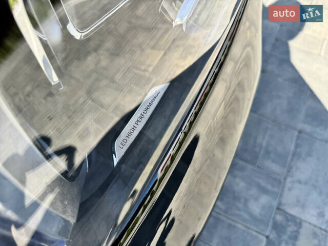 Чорний Мерседес GLB-Class, об'ємом двигуна 1.99 л та пробігом 169 тис. км за 29599 $, фото 2 на Automoto.ua
