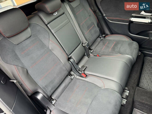 Черный Мерседес GLB-Class, объемом двигателя 2 л и пробегом 111 тыс. км за 31900 $, фото 19 на Automoto.ua