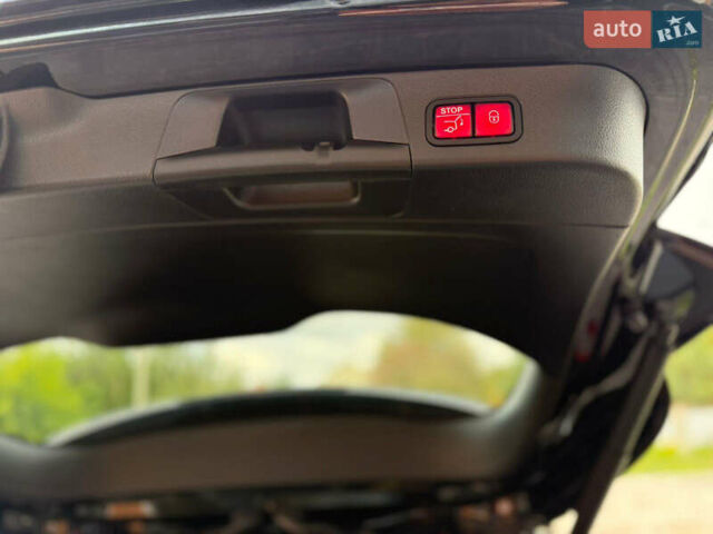 Черный Мерседес GLB-Class, объемом двигателя 2 л и пробегом 111 тыс. км за 31900 $, фото 36 на Automoto.ua