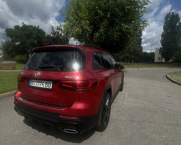 Красный Мерседес GLB-Class, объемом двигателя 2 л и пробегом 68 тыс. км за 39000 $, фото 7 на Automoto.ua