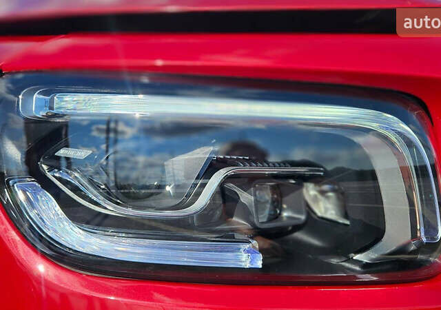 Червоний Мерседес GLB-Class, об'ємом двигуна 1.99 л та пробігом 24 тис. км за 77000 $, фото 73 на Automoto.ua