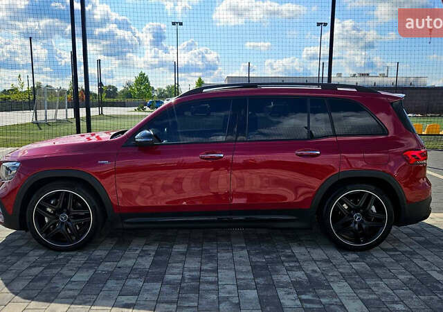 Червоний Мерседес GLB-Class, об'ємом двигуна 1.99 л та пробігом 24 тис. км за 77000 $, фото 6 на Automoto.ua