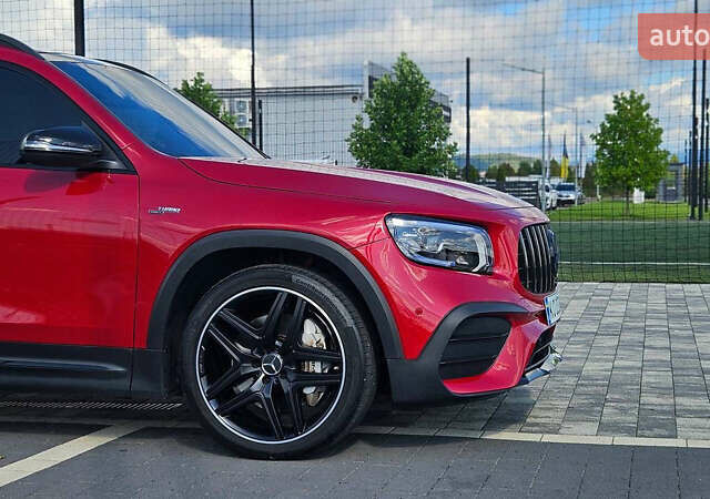 Червоний Мерседес GLB-Class, об'ємом двигуна 1.99 л та пробігом 24 тис. км за 77000 $, фото 14 на Automoto.ua