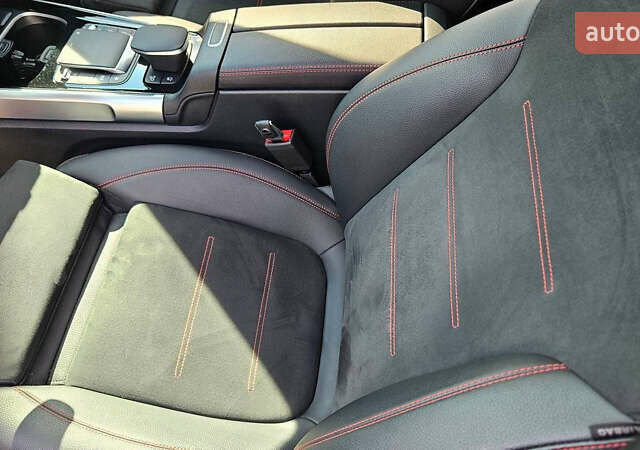 Червоний Мерседес GLB-Class, об'ємом двигуна 1.99 л та пробігом 24 тис. км за 77000 $, фото 62 на Automoto.ua