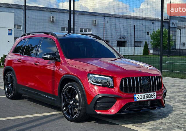 Червоний Мерседес GLB-Class, об'ємом двигуна 1.99 л та пробігом 24 тис. км за 77000 $, фото 16 на Automoto.ua