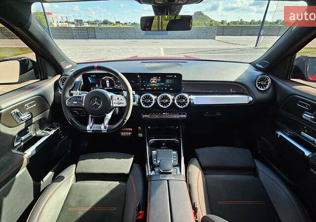 Червоний Мерседес GLB-Class, об'ємом двигуна 1.99 л та пробігом 24 тис. км за 77000 $, фото 38 на Automoto.ua