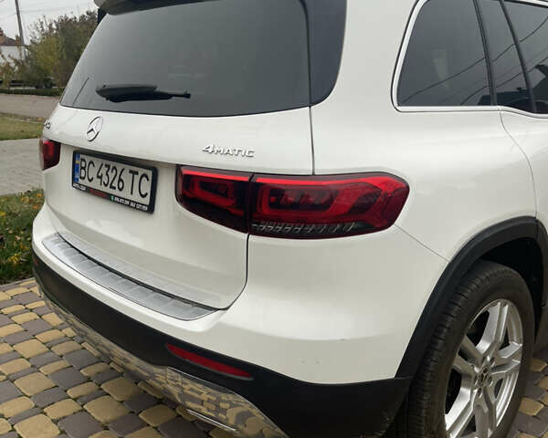 Мерседес GLB-Class, об'ємом двигуна 2 л та пробігом 90 тис. км за 27000 $, фото 5 на Automoto.ua