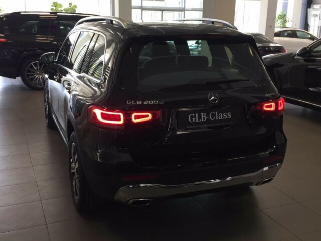 купити нове авто Мерседес GLB-Class 2023 року від офіційного дилера Галичина-Авто Мерседес фото