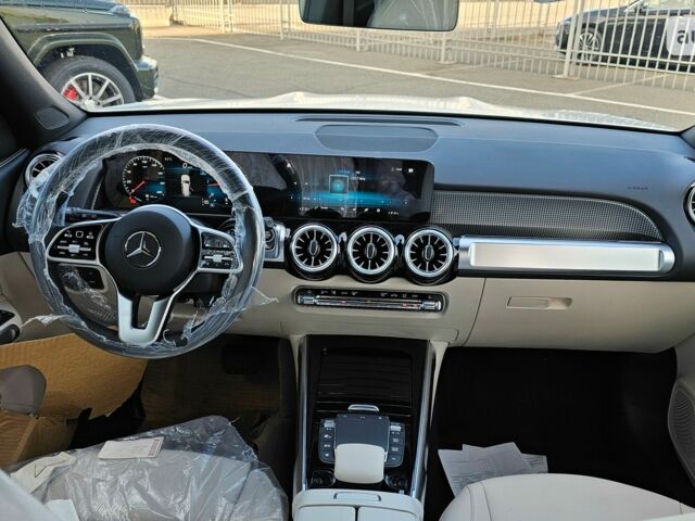 купити нове авто Мерседес GLB-Class 2023 року від офіційного дилера Mercedes-Benz на Кільцевій Мерседес фото