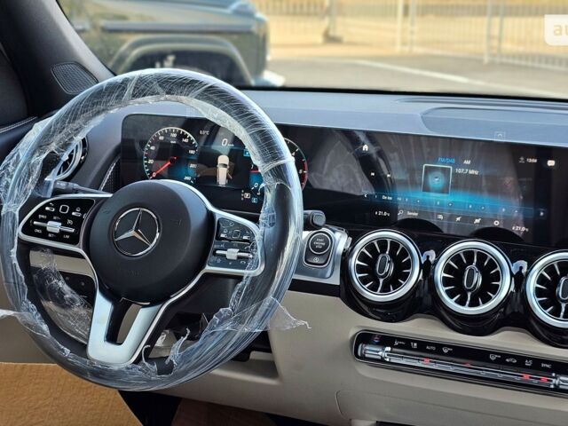 купить новое авто Мерседес GLB-Class 2023 года от официального дилера Mercedes-Benz на Кільцевій Мерседес фото