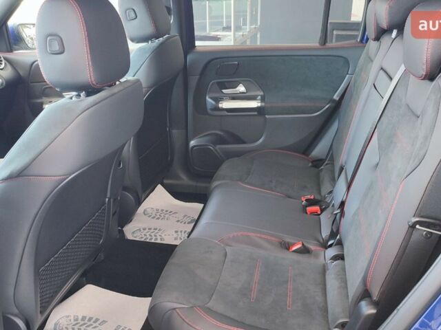 купити нове авто Мерседес GLB-Class 2023 року від офіційного дилера ПРАТ «Закарпаття-АВТО» Мерседес фото