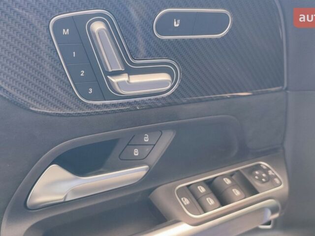 купити нове авто Мерседес GLB-Class 2023 року від офіційного дилера ПРАТ «Закарпаття-АВТО» Мерседес фото