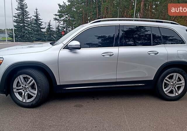 Серый Мерседес GLB-Class, объемом двигателя 2 л и пробегом 84 тыс. км за 31700 $, фото 6 на Automoto.ua