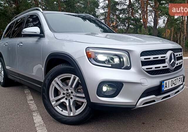 Серый Мерседес GLB-Class, объемом двигателя 2 л и пробегом 84 тыс. км за 31700 $, фото 97 на Automoto.ua