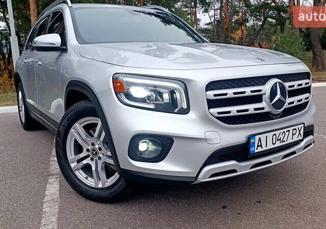 Серый Мерседес GLB-Class, объемом двигателя 2 л и пробегом 84 тыс. км за 31700 $, фото 98 на Automoto.ua