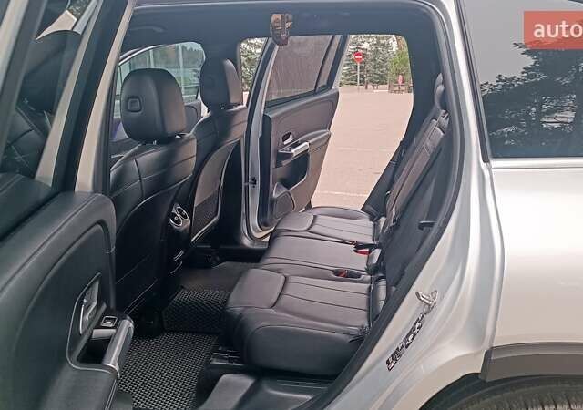 Серый Мерседес GLB-Class, объемом двигателя 2 л и пробегом 84 тыс. км за 31700 $, фото 105 на Automoto.ua