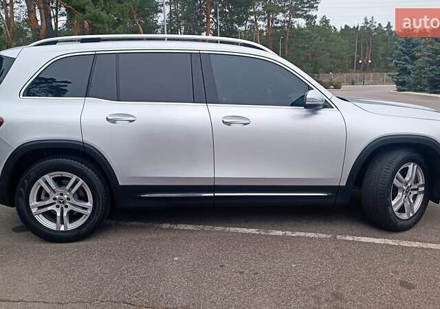 Серый Мерседес GLB-Class, объемом двигателя 2 л и пробегом 84 тыс. км за 31700 $, фото 94 на Automoto.ua