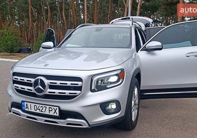 Серый Мерседес GLB-Class, объемом двигателя 2 л и пробегом 84 тыс. км за 31700 $, фото 101 на Automoto.ua