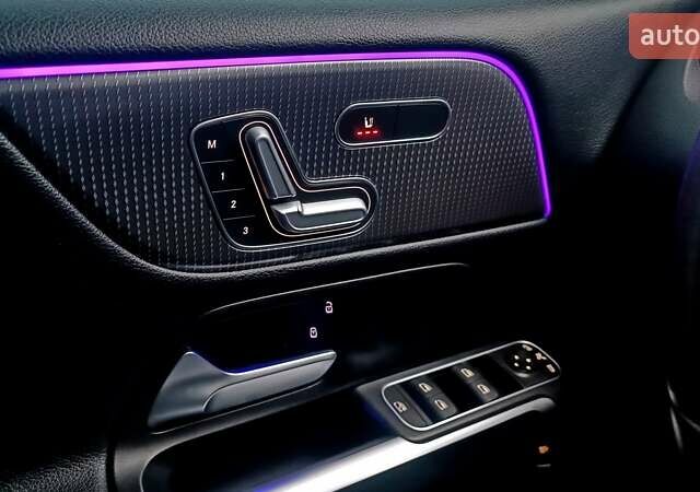 Серый Мерседес GLB-Class, объемом двигателя 2 л и пробегом 84 тыс. км за 31700 $, фото 9 на Automoto.ua