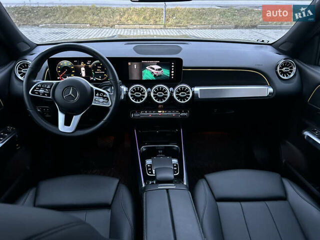 Серый Мерседес GLB-Class, объемом двигателя 1.99 л и пробегом 49 тыс. км за 27700 $, фото 11 на Automoto.ua