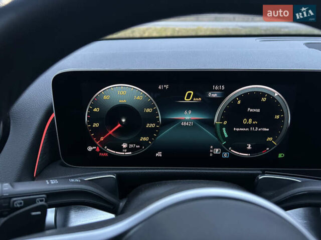 Серый Мерседес GLB-Class, объемом двигателя 1.99 л и пробегом 49 тыс. км за 27700 $, фото 12 на Automoto.ua